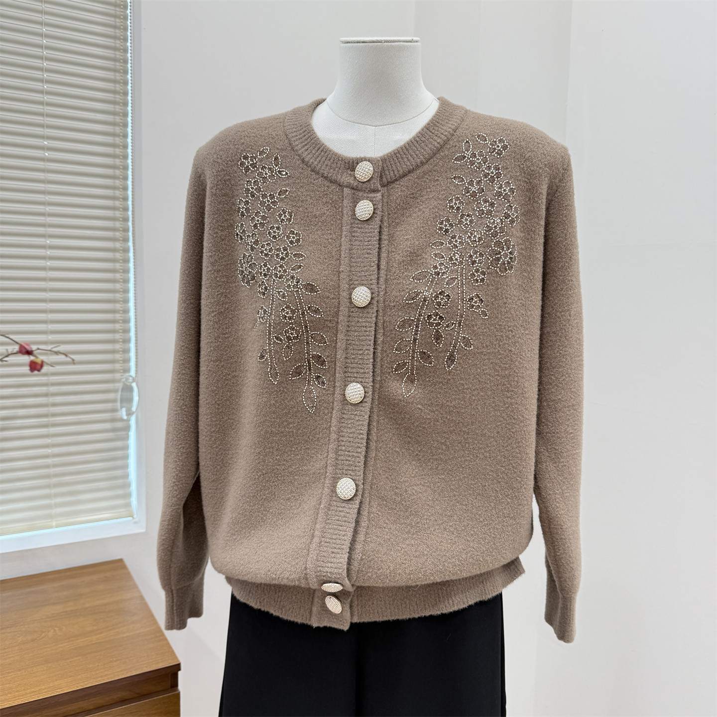 妈妈装加厚加绒秋冬款毛衣女针织衫洋气中老年50岁开衫打底衫上衣