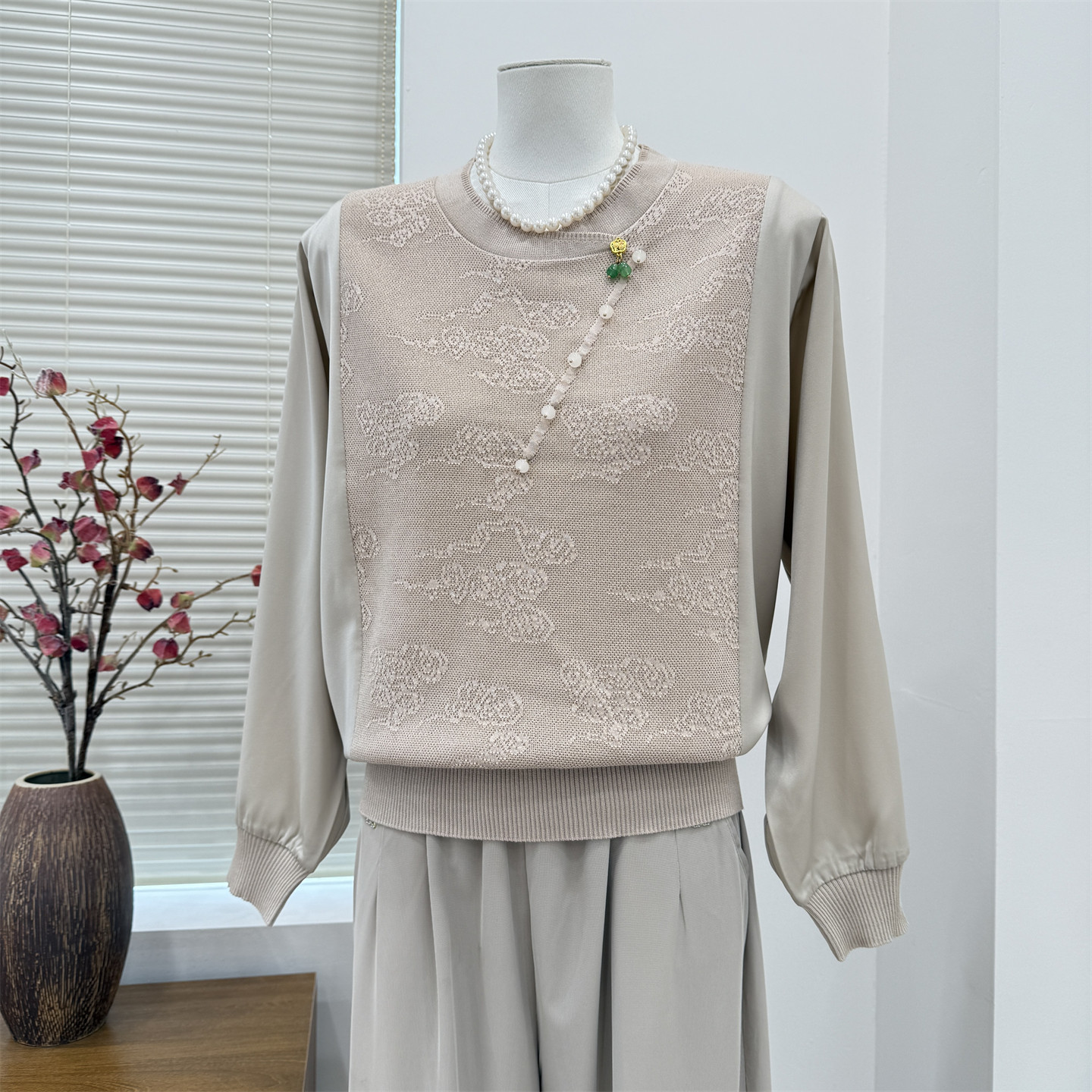 洋气妈妈春装小衫雪纺中袖T恤中老年人女夏季针织打底衫女士上衣