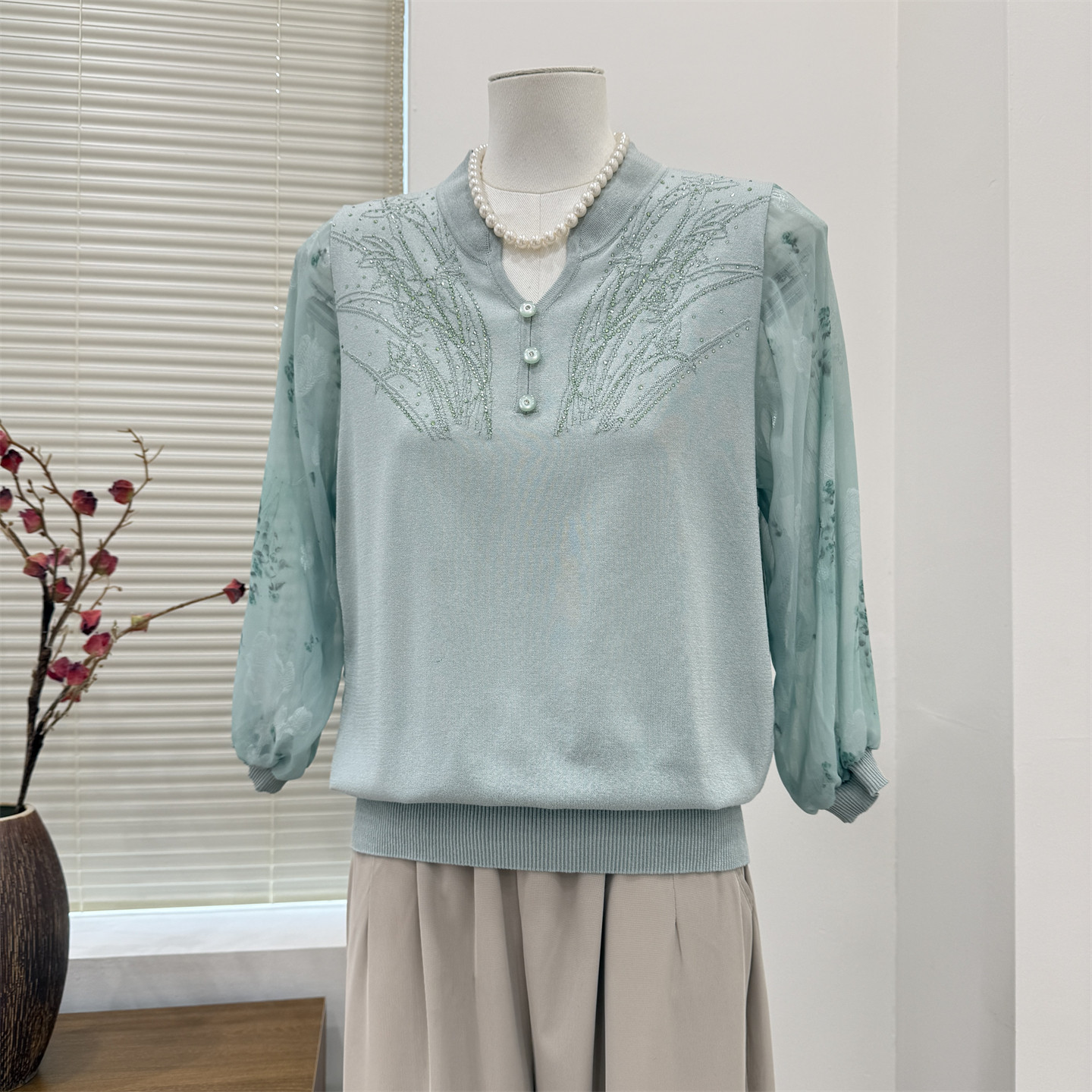 妈妈春装针织衫上衣服2026年新款中老年女装大码宽松小衫50岁长袖