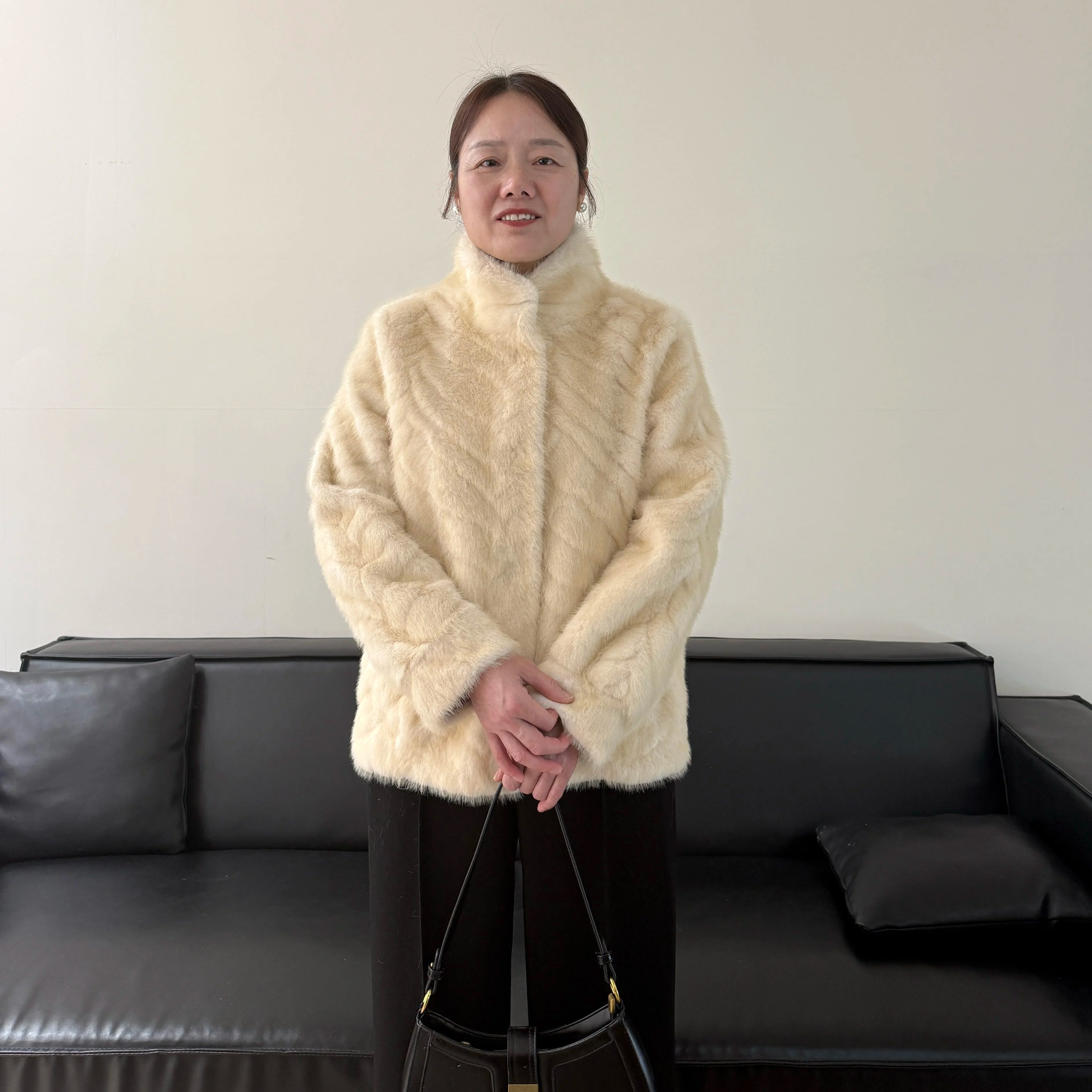 妈妈装秋冬季仿貂绒外套上衣
