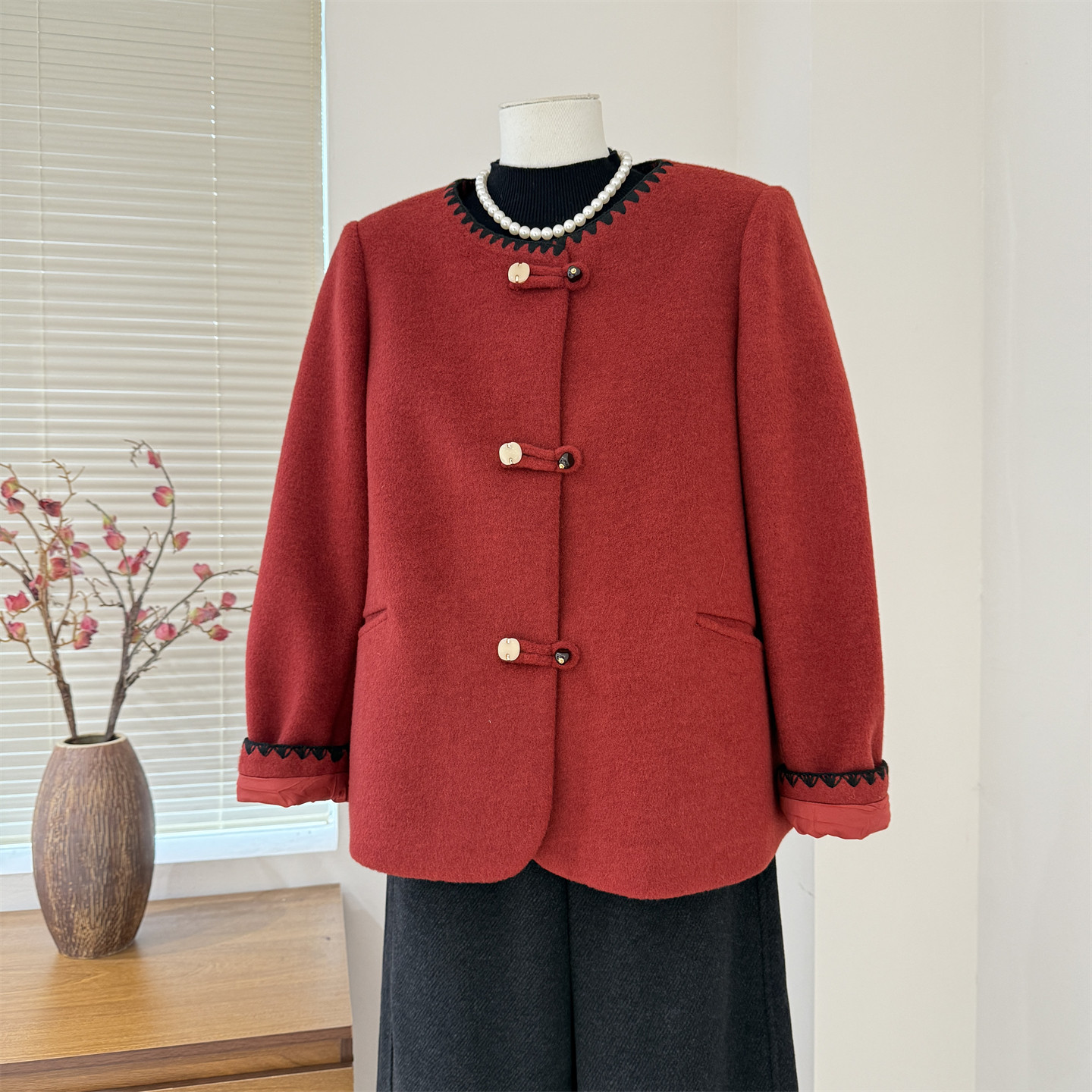 中年妈妈春装红色毛呢外套2026国风洋气中老年女装新中式短款上衣