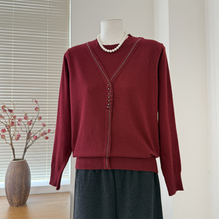洋气妈妈2026年春装薄款毛衣上衣中老年人女春季针织宽松T恤小衫