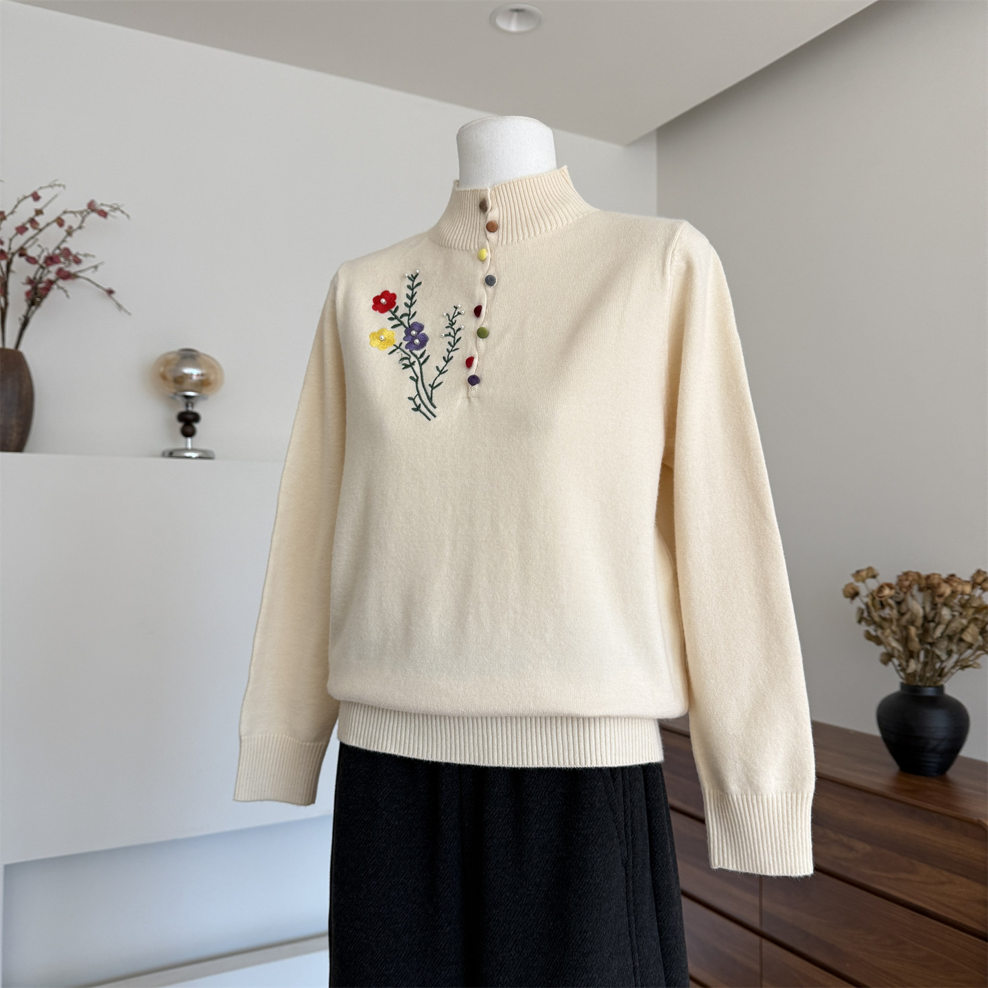 年轻妈妈秋装半高领上衣服
