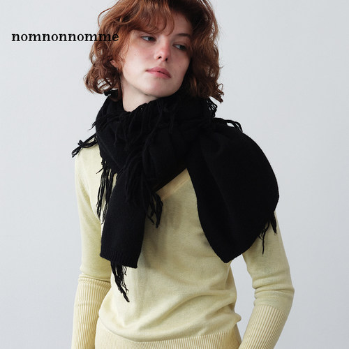 秋冬搭配柔软美丽诺羊毛流苏围巾