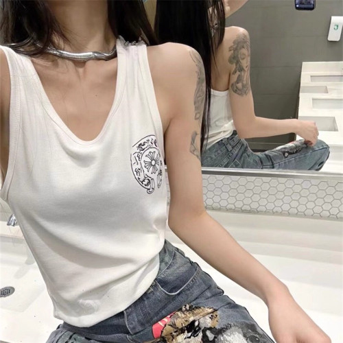 别针肩带辣妹露脐修身背心