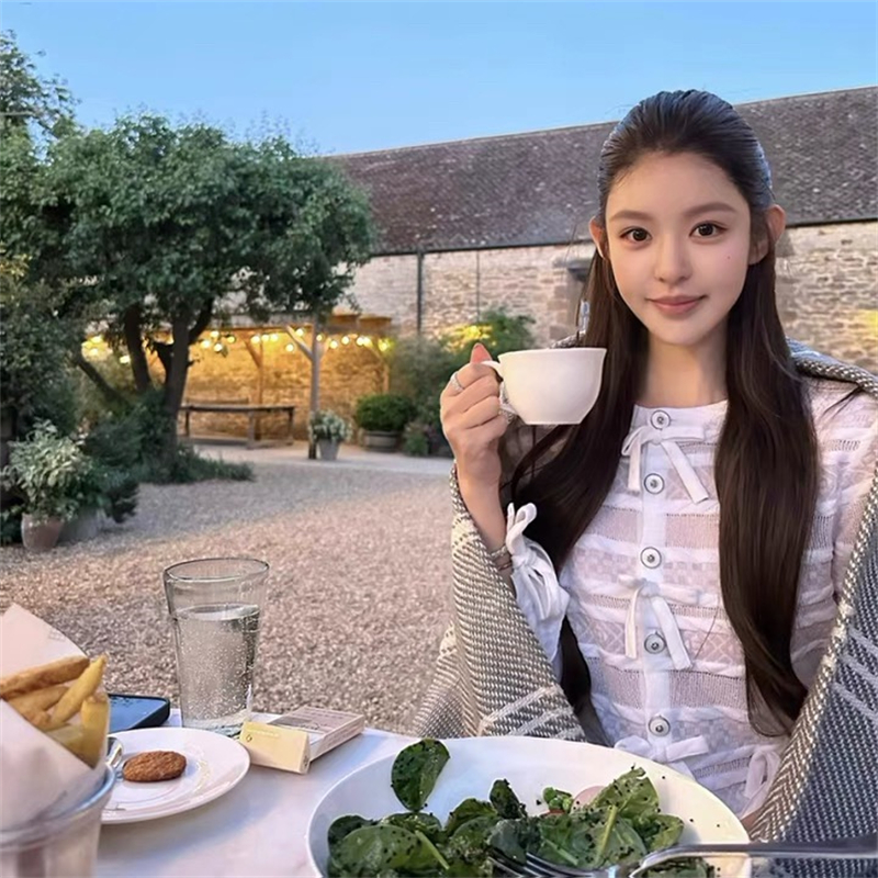 樊樊 重工提花正反两穿蝴蝶结针织衫女夏季小香风高级感百搭上衣