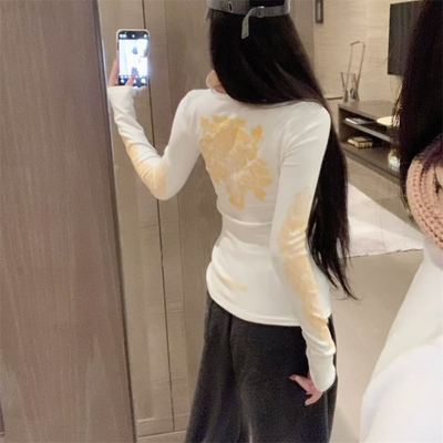 藤蔓宝剑梵文印花加绒长袖T恤女秋冬新款纯欲辣妹修身显瘦ins上衣