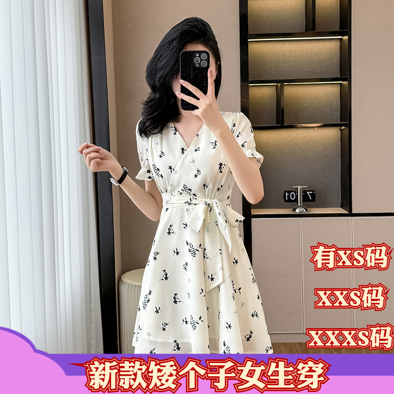 加小码XXXS矮个子女装夏季150cm显高雪纺连衣裙收腰碎花V领碎花裙