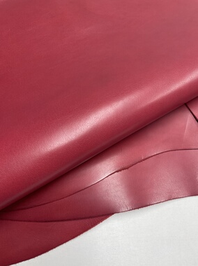 阳光手工diy皮料 进口头层红色植鞣胎牛 手感略挺 厚度1.0mm