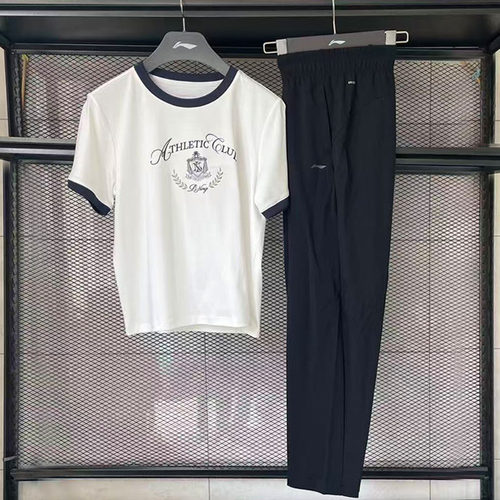 李宁舒适耐洗宽松短袖文化衫