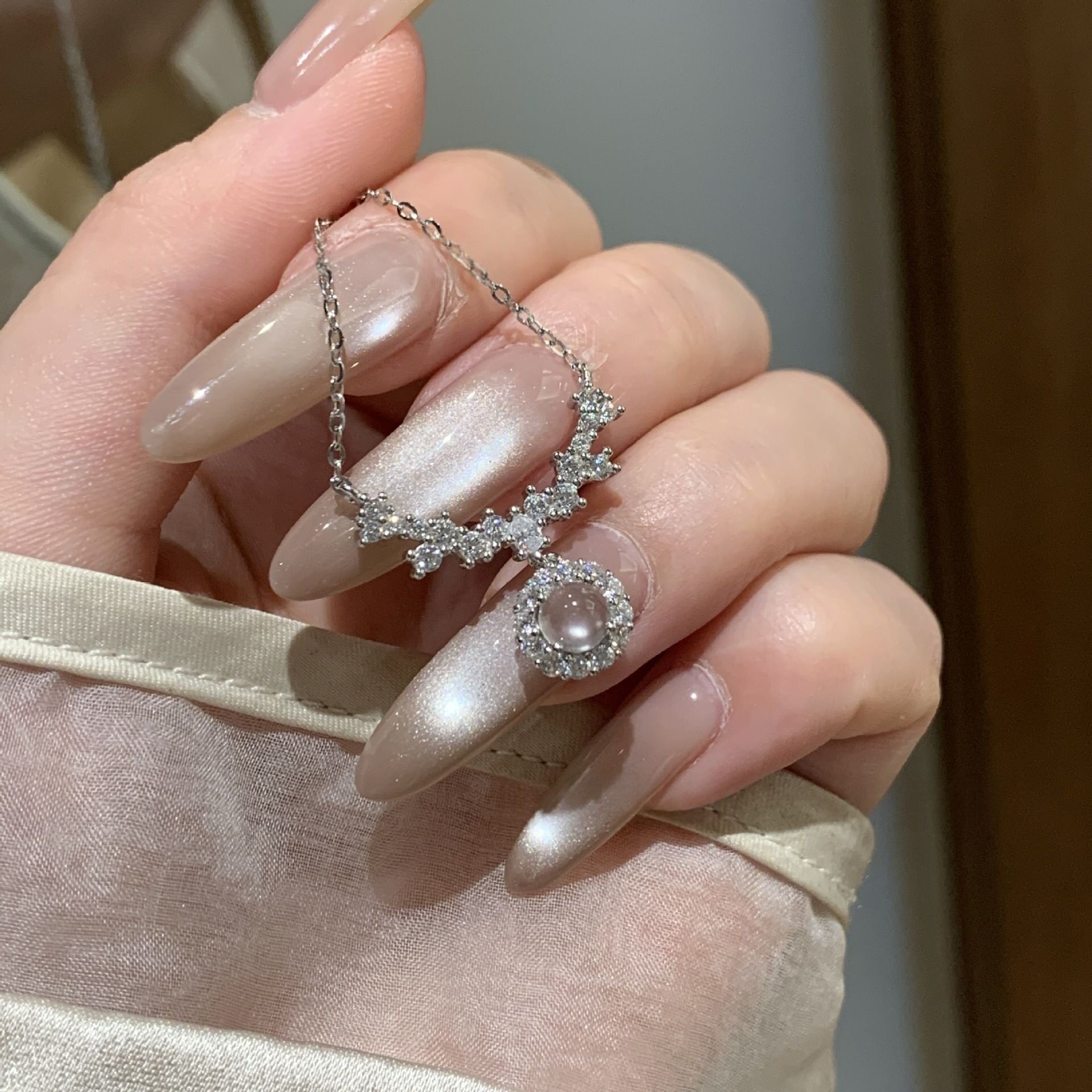 S925纯银项链水沫玉吊坠女轻奢百搭时尚小众设计甜美风新款锁骨链