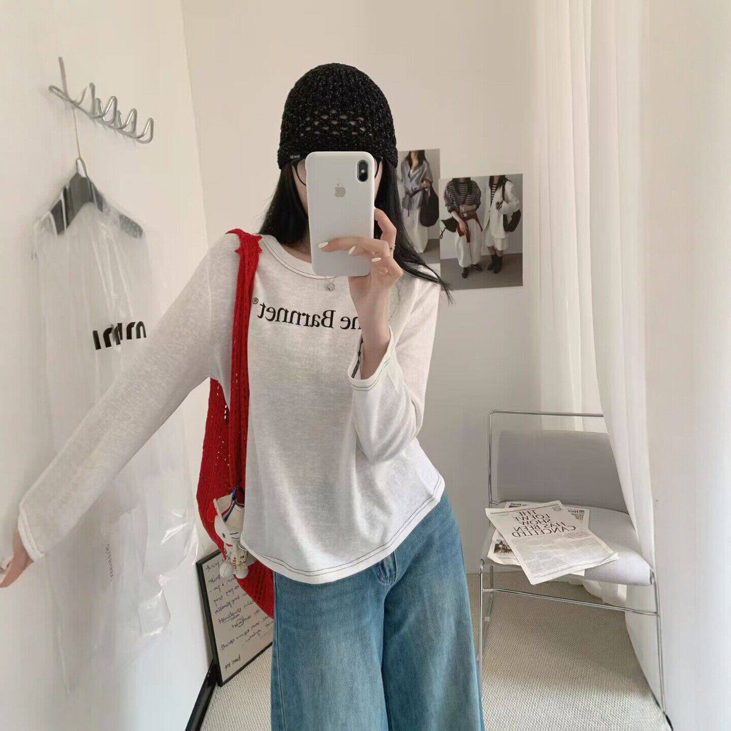 春装女士宽松漂亮圆领字母长袖t恤女2026新款设计感打底衫上衣