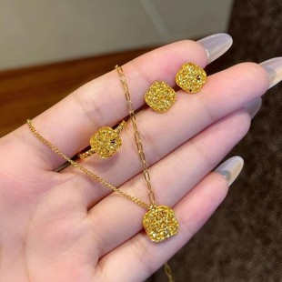 新款爆闪方糖耳钉项链套装黄金色拉丝小方块戒指吊坠首饰套装