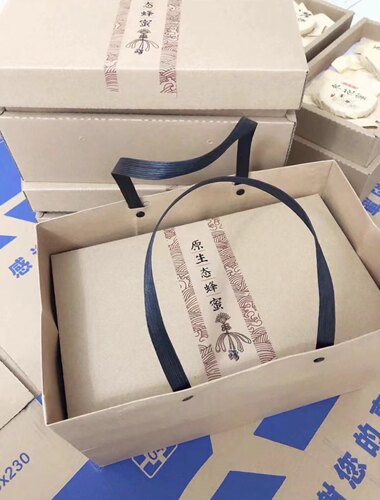 礼盒装蜂蜜，洋槐蜜和百花蜜，一提两斤装