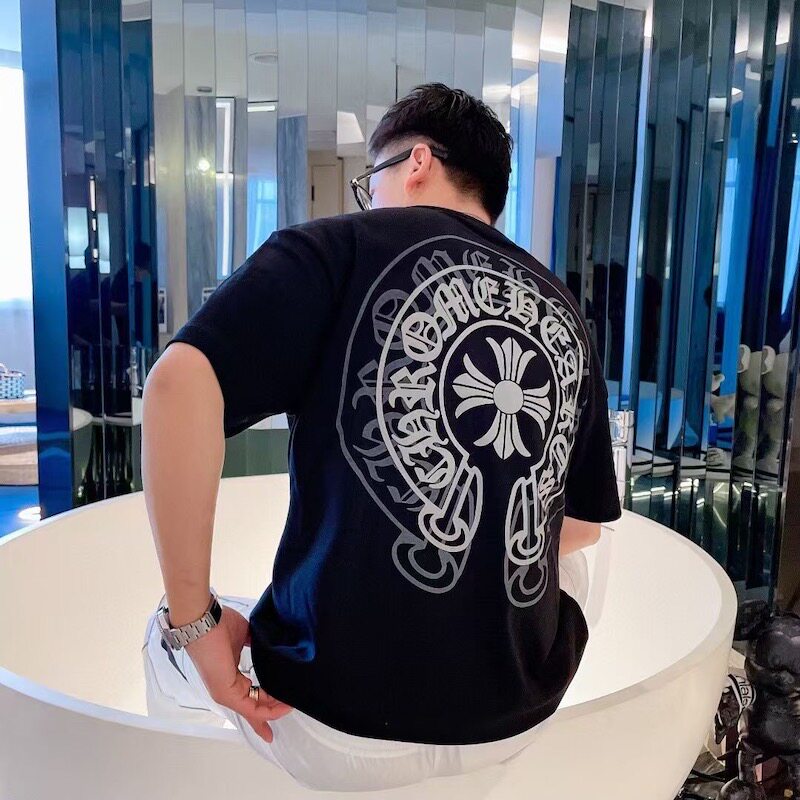 欧美潮牌春夏短袖印花克马蹄印梵文圆领加肥加大码胖子肥佬男t恤