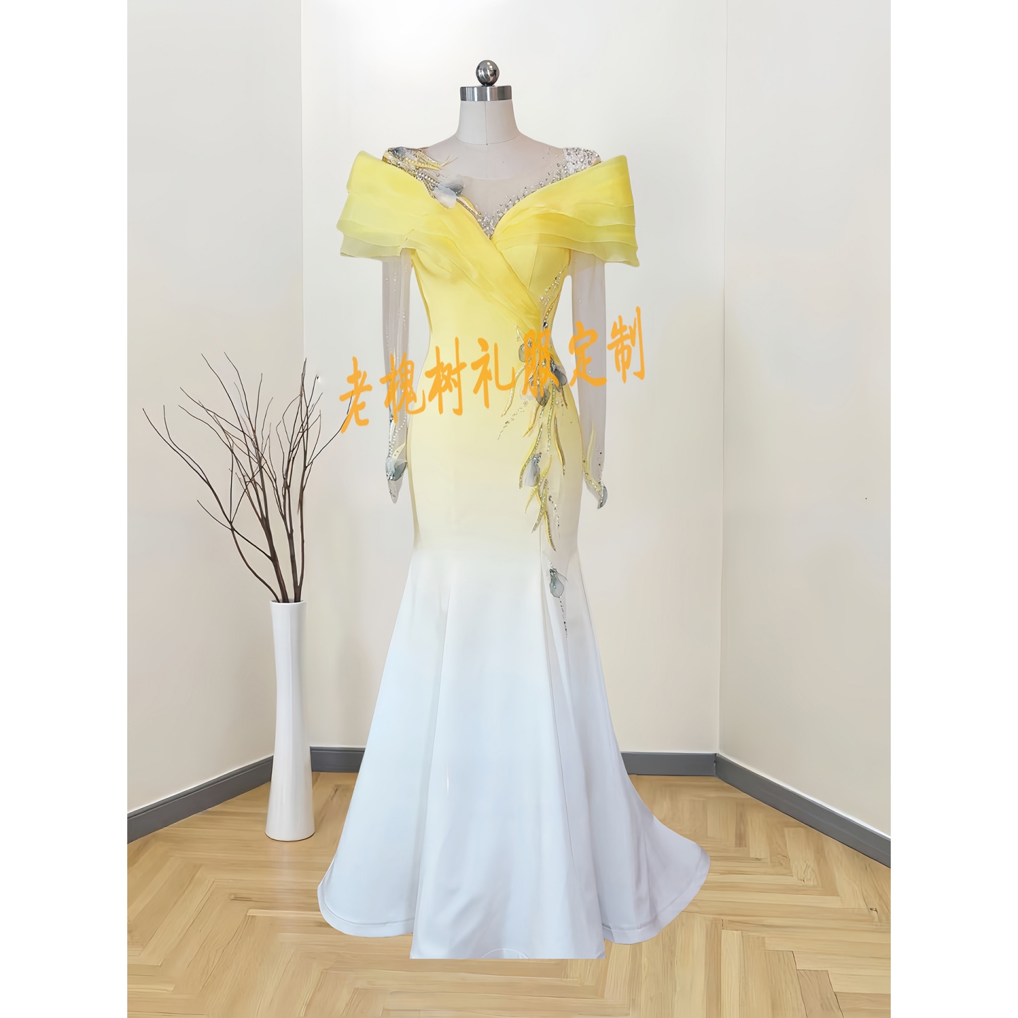 老槐树演出服黄白撞色高级感民族声乐礼服艺考独唱定制演出礼服