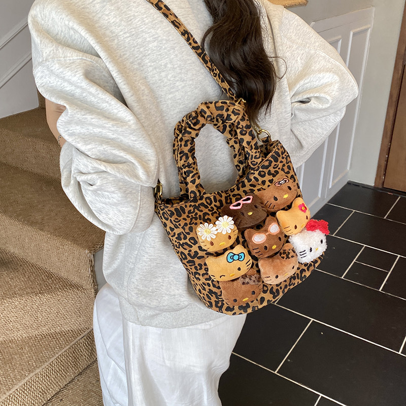 时尚秋冬豹纹包女孩流行百搭单肩斜挎包可爱卡通猫咪手提水桶包包,箱包皮具/热销女包/男包,水桶包,淘宝优惠券,粉丝福利购,淘宝优惠卷