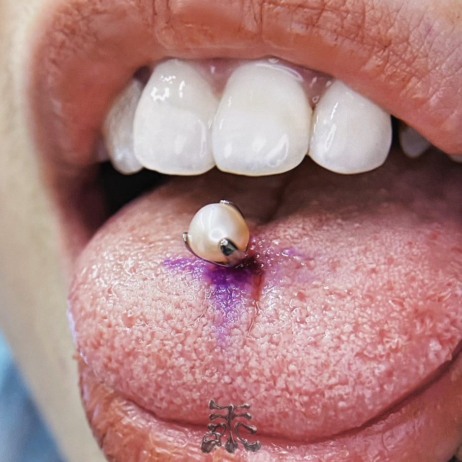 5mm爪镶天然淡水珍珠球14g植入级钛合金1.2牙内螺纹 舌钉乳钉耳桥