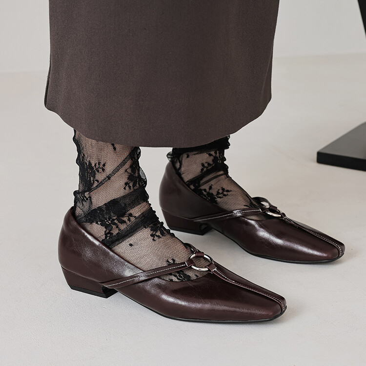 时尚小众设计粗跟玛丽珍鞋女早秋新款小皮鞋法式复古方头低跟单鞋