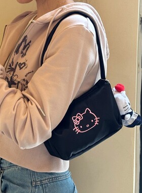 单肩原创腋下新款hellokitty刺绣手提包百搭可爱清新精致外出