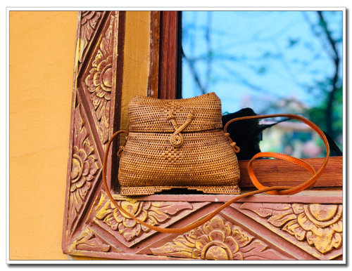 百搭单肩斜跨旅行藤编包ins同款