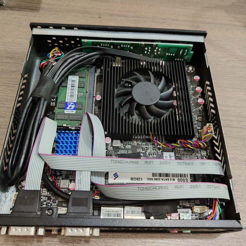 天虹迷你主机，CPUi34100m，8G内存，128g固态，--议价商品