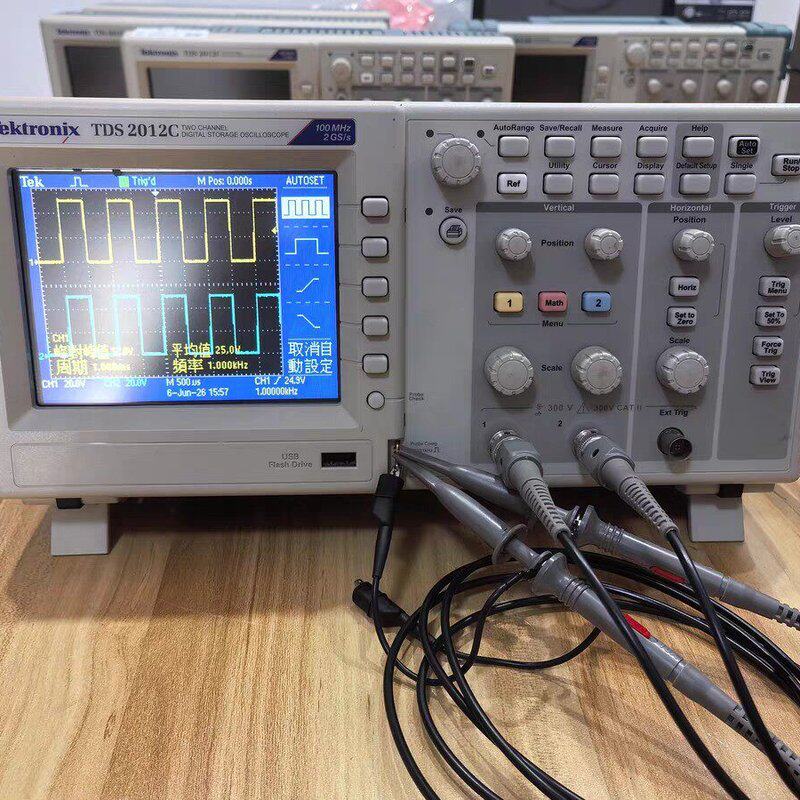 二手泰克示波器TDS2012C,100兆2G采样率,现货--议价商品