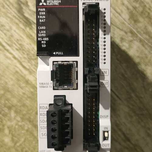 议价FX5UC-32MT/D，成色漂亮，功能测试包好，电源线齐全