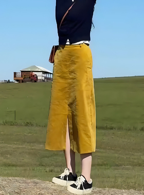 复古感姜黄灯芯绒半身裙2024秋季通勤百搭高级感多巴胺中长A字裙