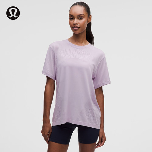 Swiftly Relaxed女士运动短袖 T 恤 *徽标款丨lululemon丨LW3KHJS