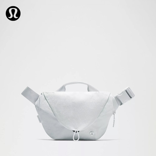 Curved 斜挎包丨lululemon丨LU9BSJS