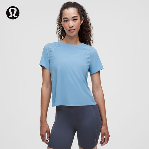 Sleek 女士跑步开孔设计短袖 T 恤丨lululemon丨LW3KP1S