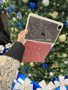 Shesell「12月奇迹」圣诞iPad三折亚克力升级带笔槽防弯防摔格调优雅高审美小众平板保护壳保护套适用air6