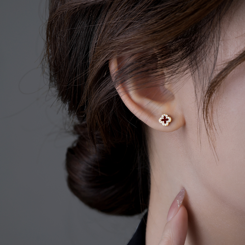 红色三叶草耳钉女高级养耳洞耳环