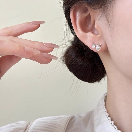 天然淡水珍珠锆石一字耳环女