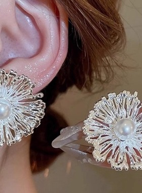 MEILAIFUREN高端定制超仙珍珠款花朵耳环轻奢高级感小众精致耳饰