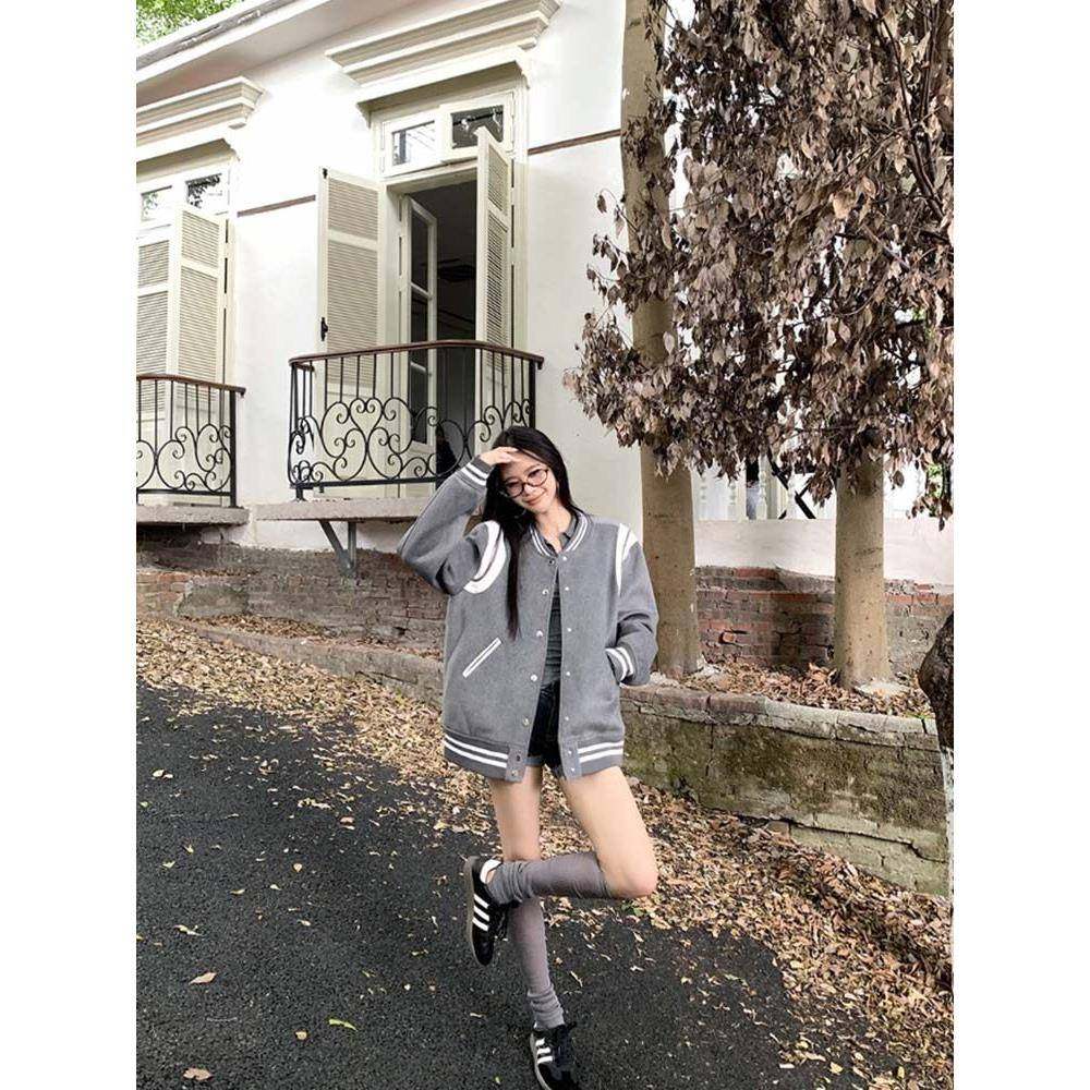 灰色美古式复学院设计感风拼棒球CGA服女早春宽松保暖开衫外套上