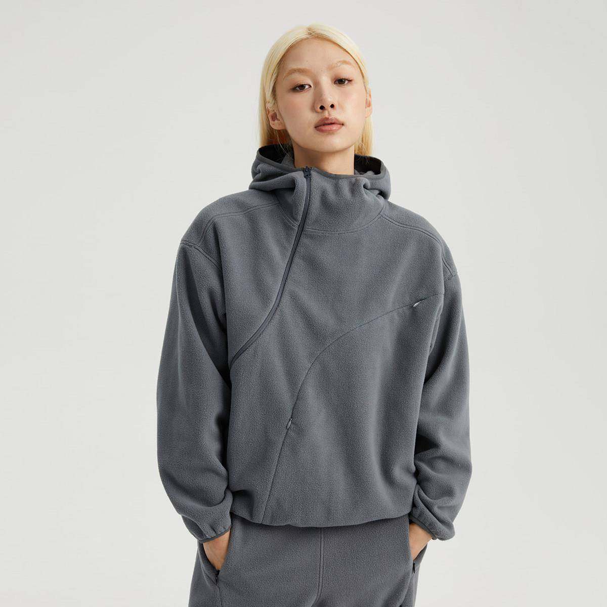 oneu衫p加绒加厚连摇粒绒外帽套女秋冬季宽松美FW02309S式复古拉