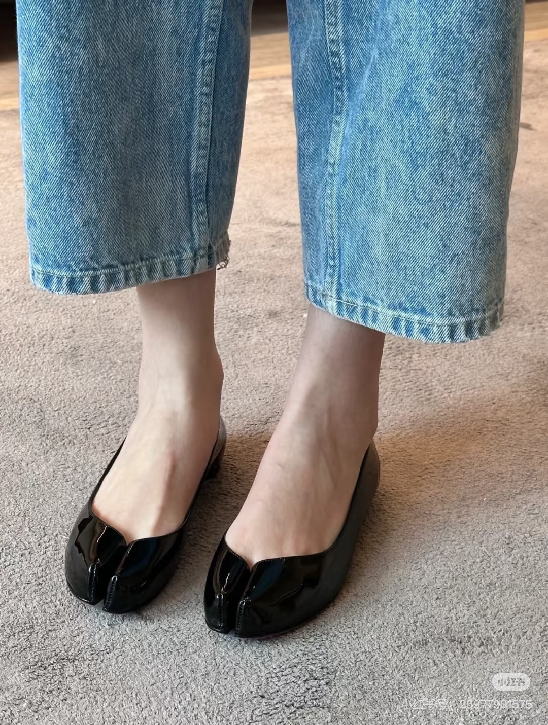 Margiela Louboutin Tabi Flats: Mesh Rhinestone Red Sole - Taobao product photo 4