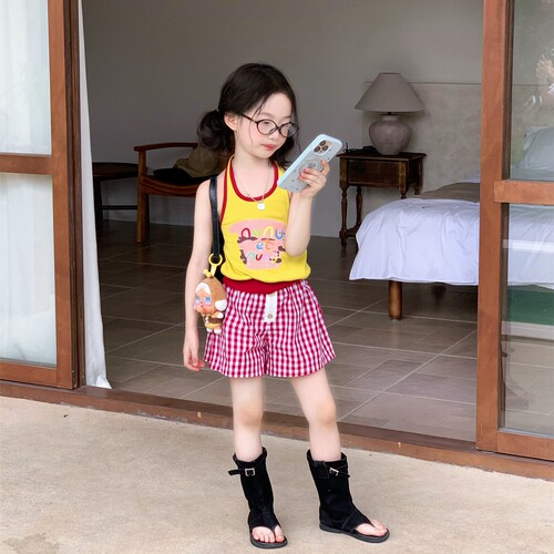 女童挂脖吊带背心格子短裤套装