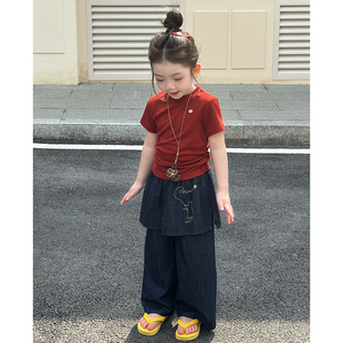 女童韩版露背短袖套装2026春春夏新款儿童洋气T恤屁帘牛仔裤两件