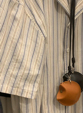 日系复古挂脖包airpods耳机包百搭皮革钱包男女通用项链