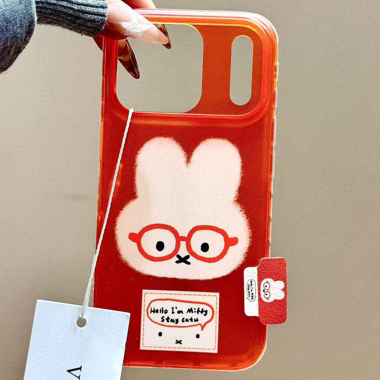 星宇橙色眼镜白兔子英文标签适用苹果17promax手机壳iphone16新款15pro女款14pm全包保护壳