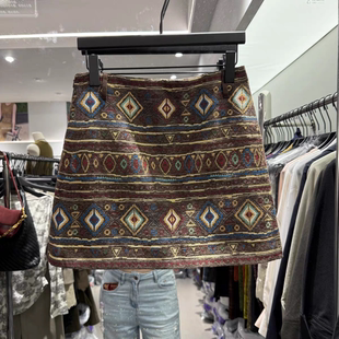 2025秋冬新款复古民族风刺绣花纹图案高腰显瘦A字裙短裙半身裙