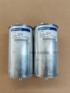 美国龙标油浸电容600VAC 30UF 体积：65*120mm 一只20元