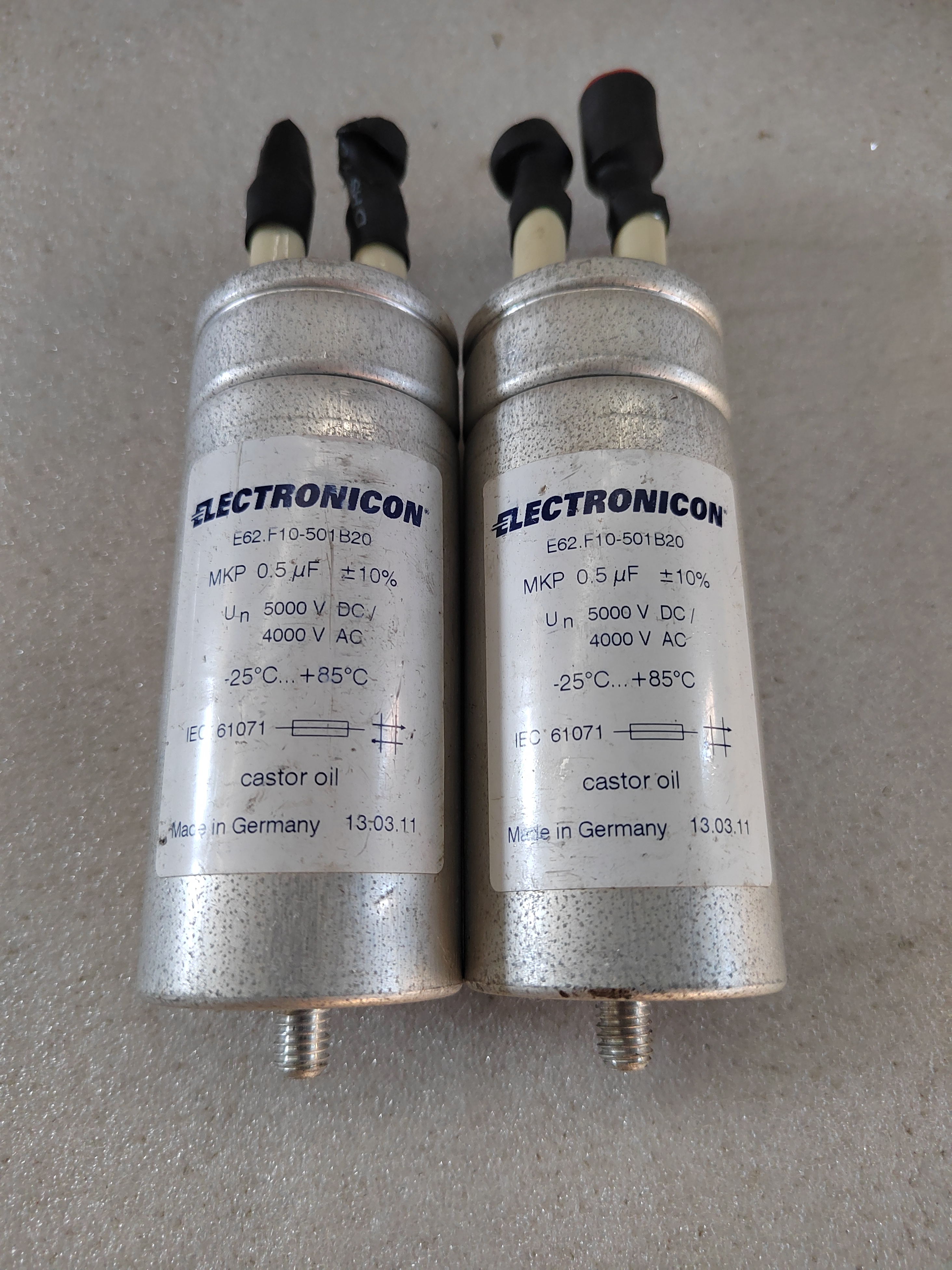 ELECTRONICON电容 4000VAC/5000VDC 0.5UF 体积：45*105mm