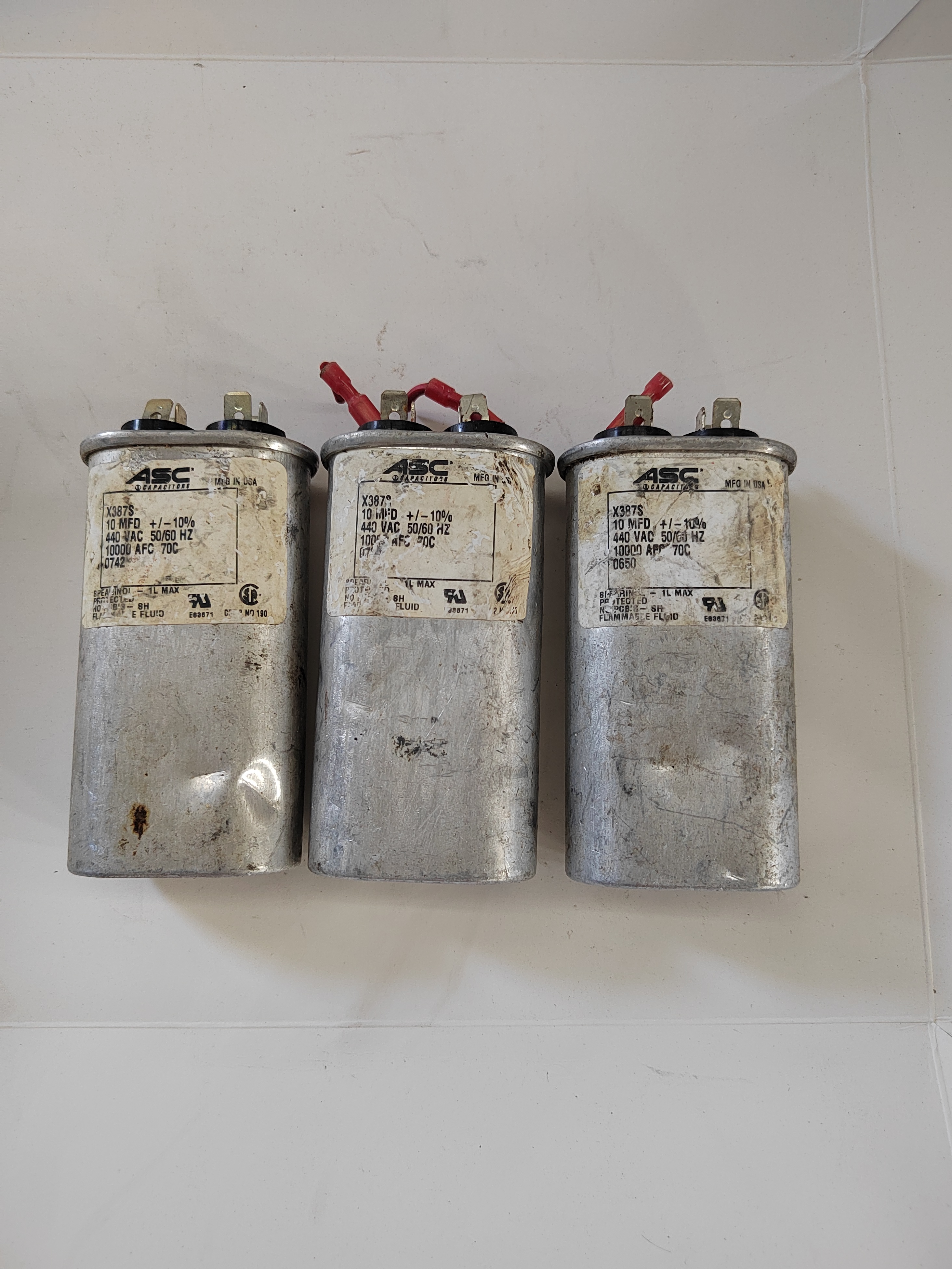 美国ASC 原装拆机油浸电容440VAC 10UF 体积：50*30*98mm