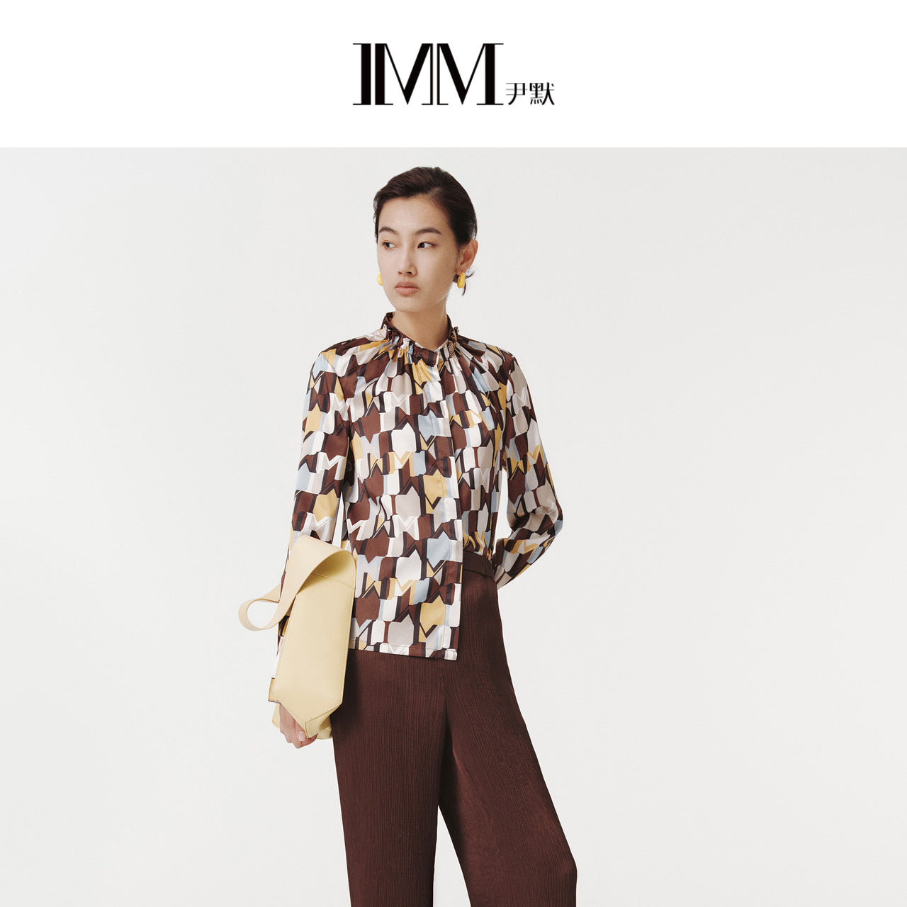 IMM尹默春19MM真丝弹力素绉缎Mlogo几何花型荷叶边衬衫上衣女