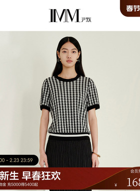 IMM尹默2025年春莱赛尔醋酸纱线圆领提花黑白格纹针织衫上衣女