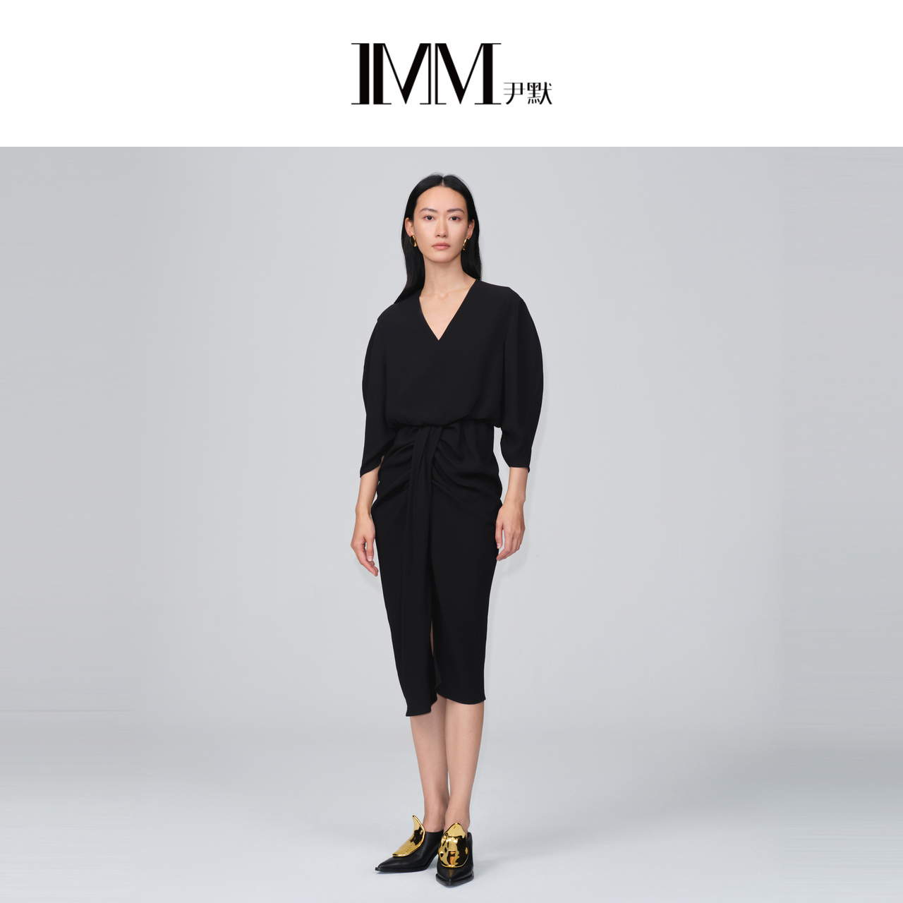 尹默imm收腰腰部褶皱黑色连衣裙